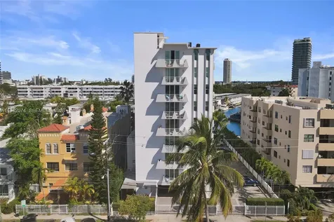 7133 Bay Drive Miami Beach FL 33141