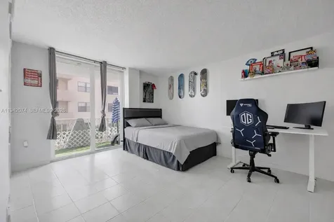 7133 Bay Drive Miami Beach FL 33141