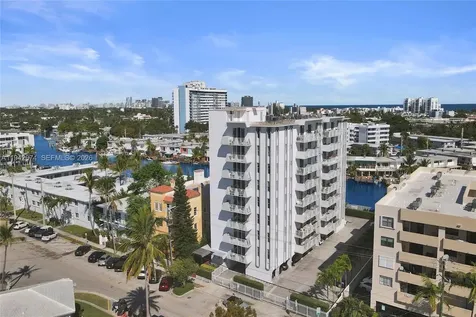 7133 Bay Drive Miami Beach FL 33141