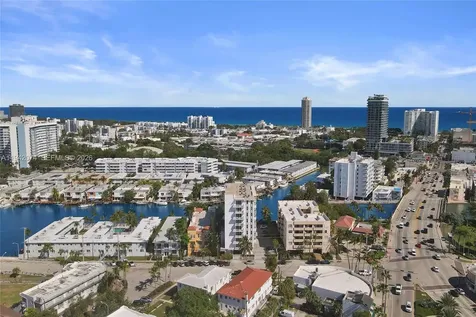 7133 Bay Drive Miami Beach FL 33141