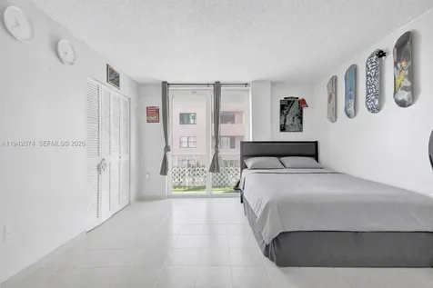 7133 Bay Drive Miami Beach FL 33141