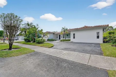 20610 NE 22nd Court Miami FL 33180
