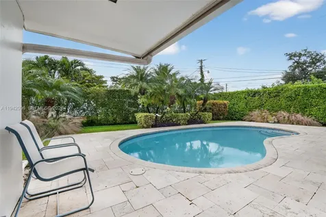 20610 NE 22nd Court Miami FL 33180