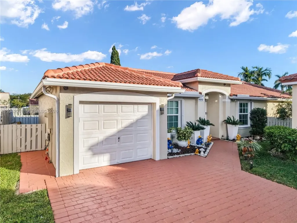 4512 NW 60th Street Coconut Creek FL 33073