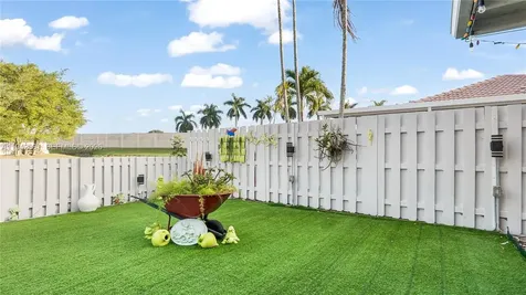 4512 NW 60th Street Coconut Creek FL 33073