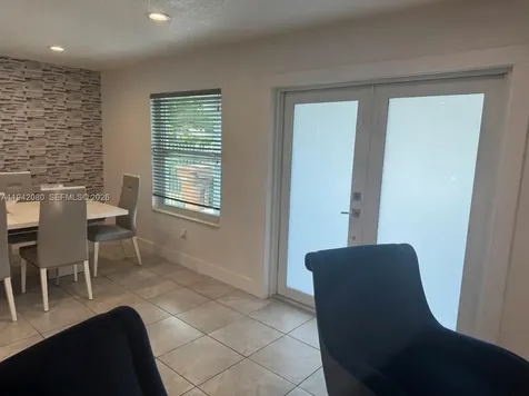 412 W 15th Street Hialeah FL 33010