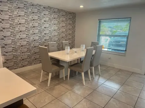 412 W 15th Street Hialeah FL 33010