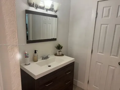 412 W 15th Street Hialeah FL 33010
