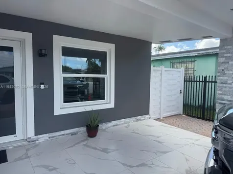 412 W 15th Street Hialeah FL 33010