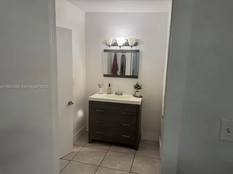 412 W 15th Street Hialeah FL 33010