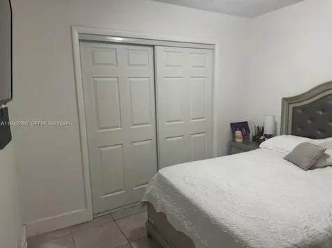 412 W 15th Street Hialeah FL 33010