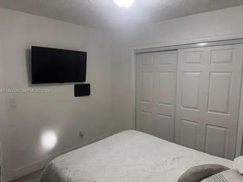 412 W 15th Street Hialeah FL 33010