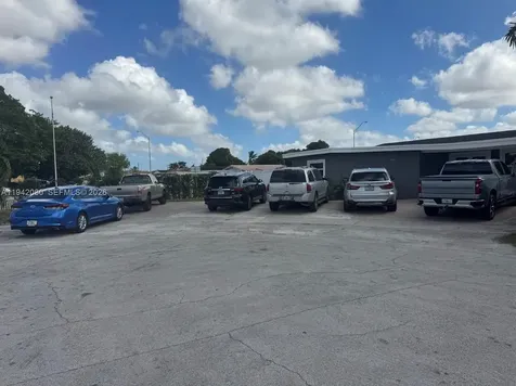 412 W 15th Street Hialeah FL 33010