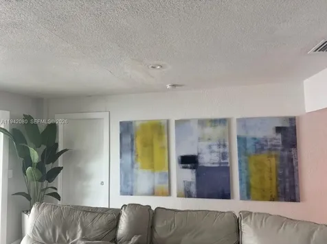 412 W 15th Street Hialeah FL 33010