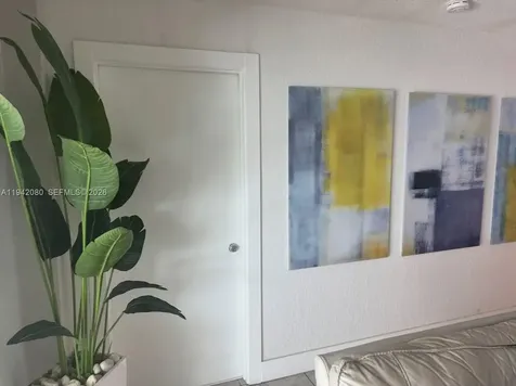 412 W 15th Street Hialeah FL 33010