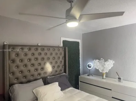 412 W 15th Street Hialeah FL 33010
