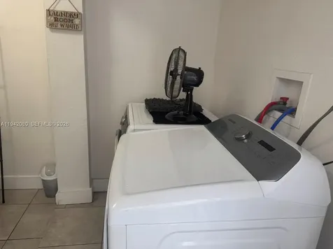 412 W 15th Street Hialeah FL 33010