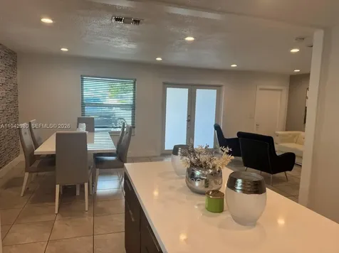 412 W 15th Street Hialeah FL 33010
