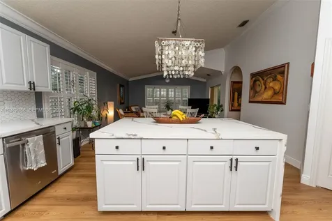 13080 NW 8th Court Sunrise FL 33325