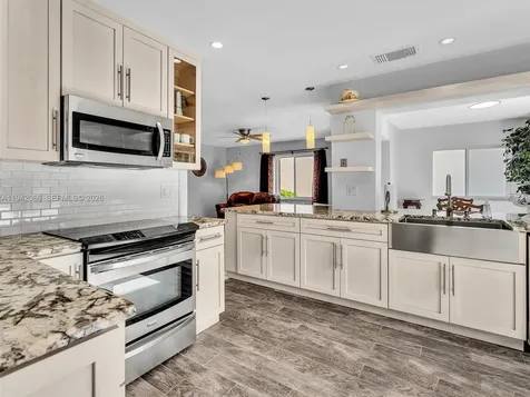 14824 SW 112th Street Miami FL 33196