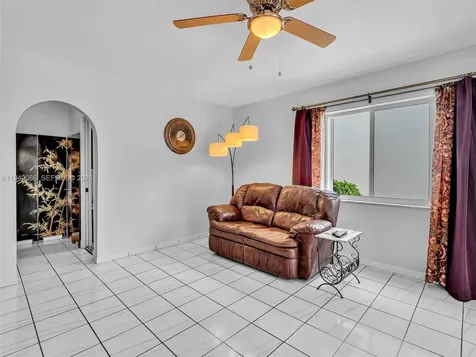 14824 SW 112th Street Miami FL 33196