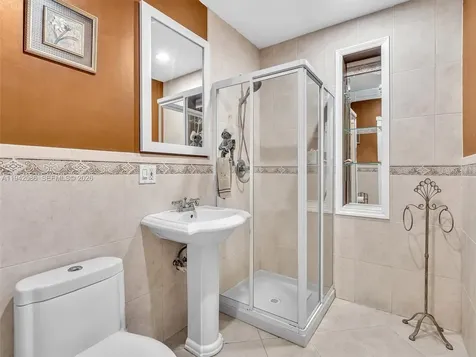 14824 SW 112th Street Miami FL 33196