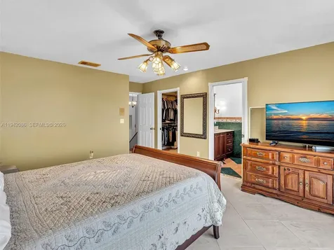14824 SW 112th Street Miami FL 33196
