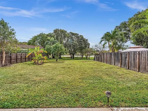 14824 SW 112th Street Miami FL 33196