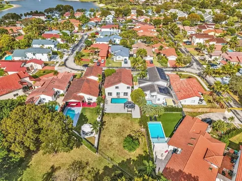 14824 SW 112th Street Miami FL 33196