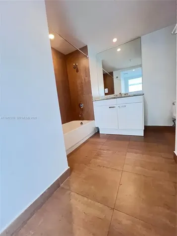 7744 Collins Avenue Miami Beach FL 33141
