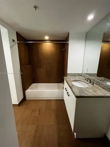 7744 Collins Avenue Miami Beach FL 33141