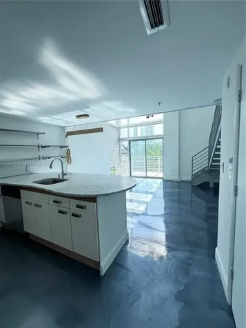 7744 Collins Avenue Miami Beach FL 33141