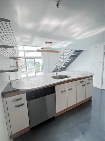 7744 Collins Avenue Miami Beach FL 33141