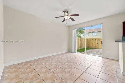 2577 SE 14th Court Homestead FL 33035