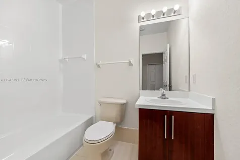 2577 SE 14th Court Homestead FL 33035