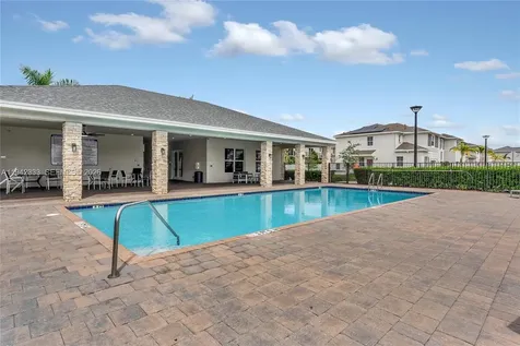 805 SE 18th Street Homestead FL 33034
