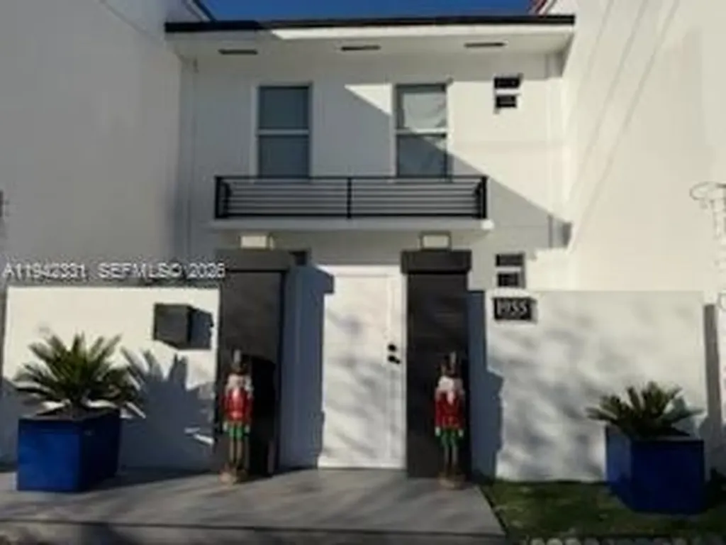 1955 NE 123rd Street North Miami FL 33181