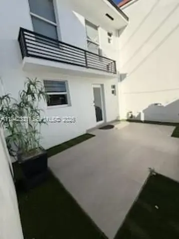 1955 NE 123rd Street North Miami FL 33181