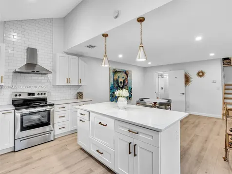 639 NW 132nd Terrace Plantation FL 33325