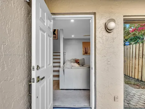 639 NW 132nd Terrace Plantation FL 33325