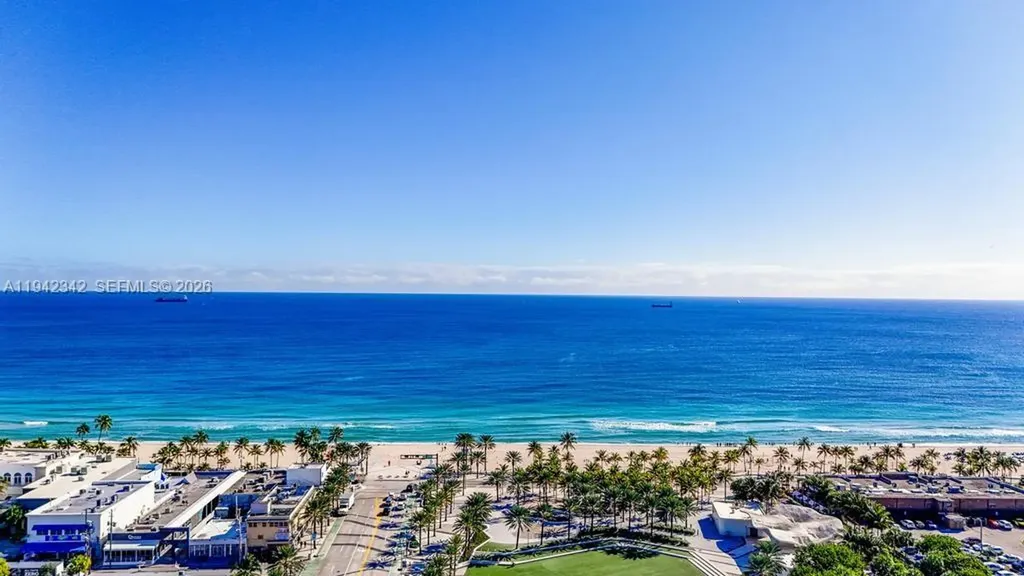 1 Las Olas Circle Fort Lauderdale FL 33316