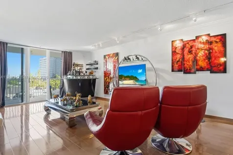 1 Las Olas Circle Fort Lauderdale FL 33316