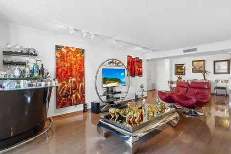 1 Las Olas Circle Fort Lauderdale FL 33316