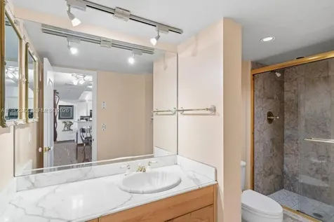 1 Las Olas Circle Fort Lauderdale FL 33316