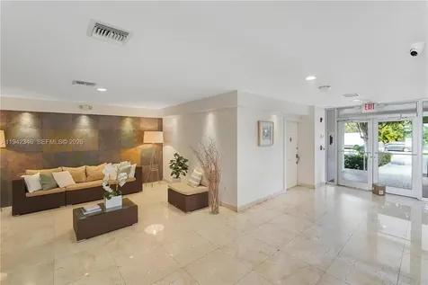 9250 W Bay Harbor Drive Bay Harbor Islands FL 33154