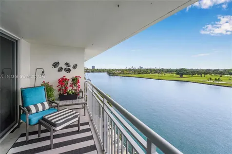 9250 W Bay Harbor Drive Bay Harbor Islands FL 33154