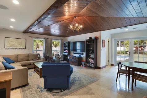 360 SW 28th Road Miami FL 33129