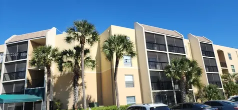 8005 Lake Drive Doral FL 33166