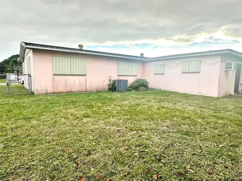 1815 NW 188th Terrace Miami Gardens FL 33056