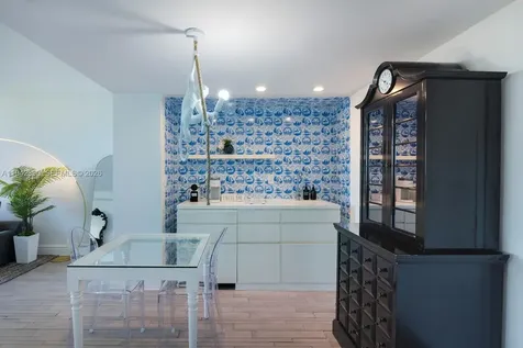 1100 West Avenue Miami Beach FL 33139